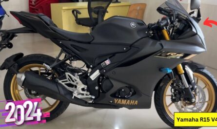 Yamaha R15 V4