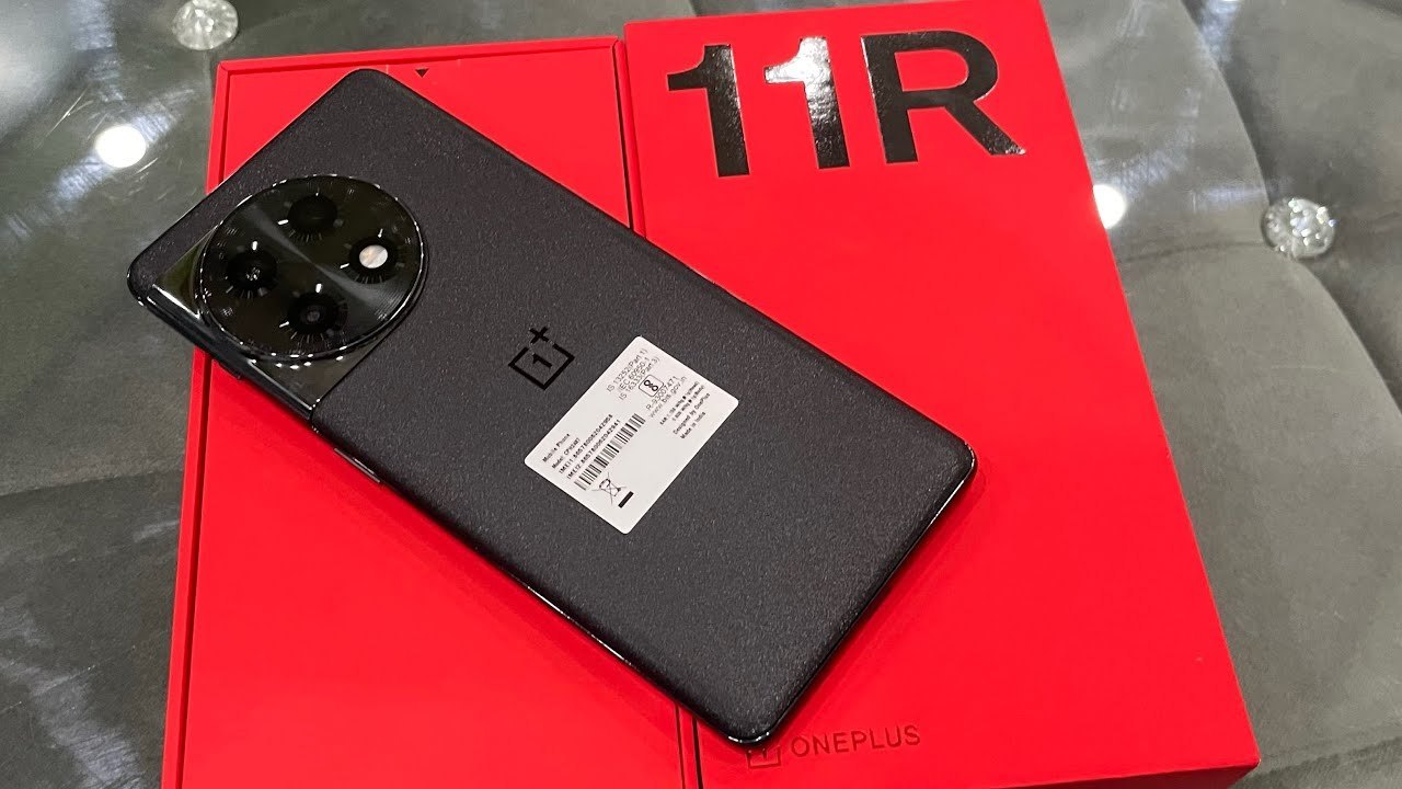 OnePlus का ये DSLR कैमरा वाला ये स्मार्टफोन मिल रहा है 9 हजार सस्ता, जल्दी खरीदें